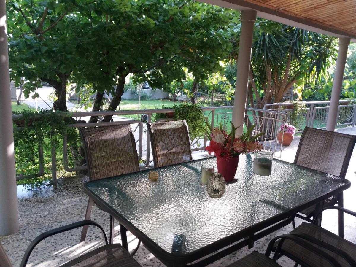 Beach House For Up To 9 People Near Olympia Katakolo Buitenkant foto