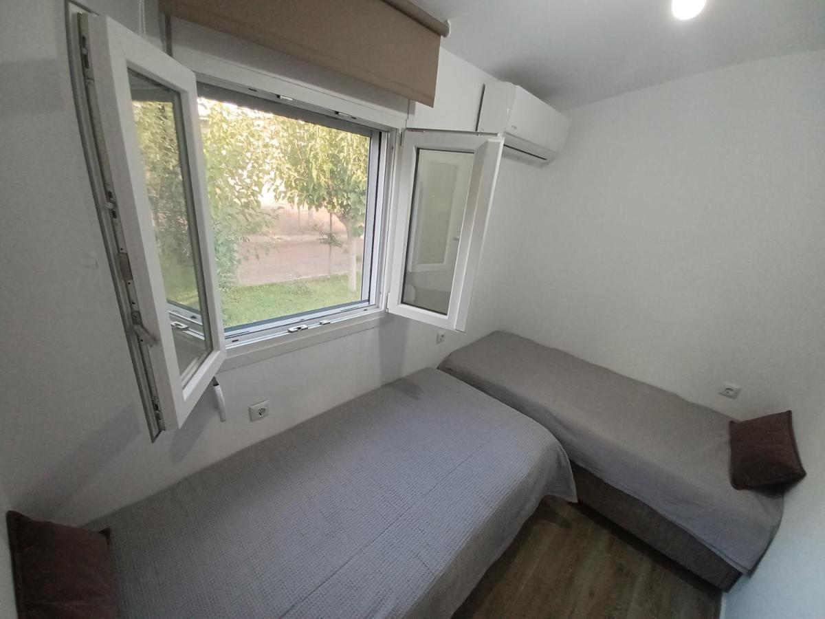 Beach House For Up To 9 People Near Olympia Katakolo Buitenkant foto
